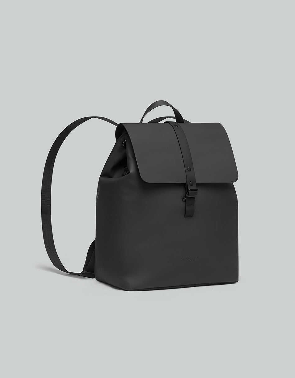 Däsh Bucket Backpack